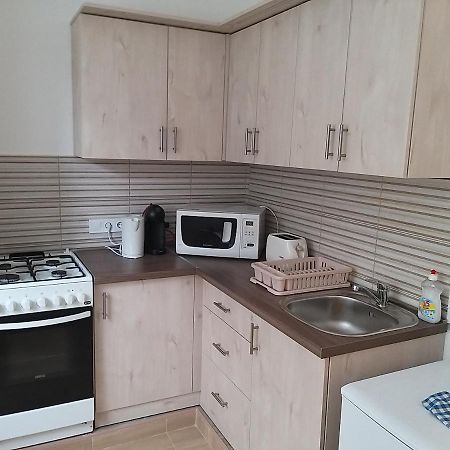 Appartement Helios Apartman Szeged Extérieur photo